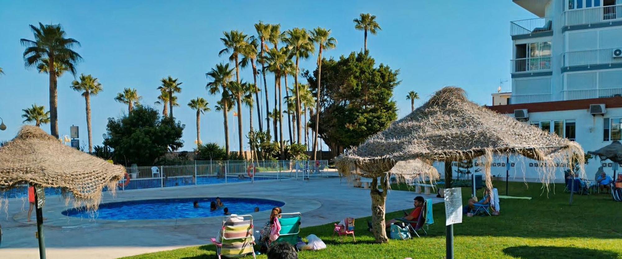 דירות בנאלמדנה Playa Estudio Deluxe מראה חיצוני תמונה